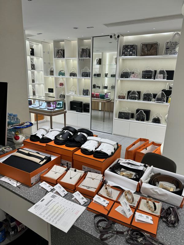雅安名山区回收奢侈品首饰